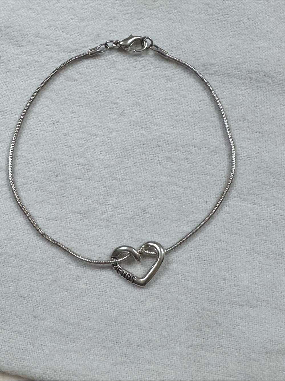 Silver Heart “FRIENDS” Bracelet - 8”
